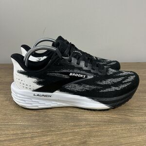 Brooks Launch 11 Women's Size 9.5 D Wide Running Shoes Black/White 1204391D087